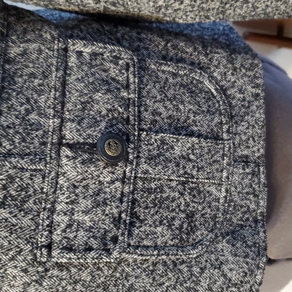 CAbi B/W Wool Blend Riding Jacket with Great Details, Sz 8 - Picture 6 of 16